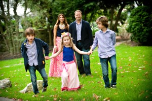 Main Line Family Portraits Outside