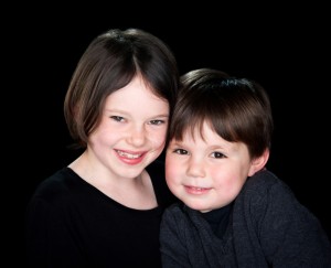 Sibling Portraits - Photographer on the Main Line