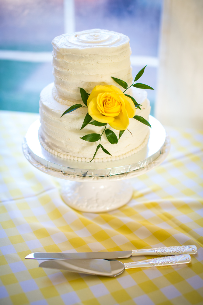 Wedding-Cake-Flowers