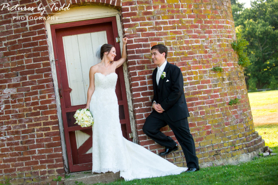 Manor House Prophecy Creek Park Real Wedding Photographer
