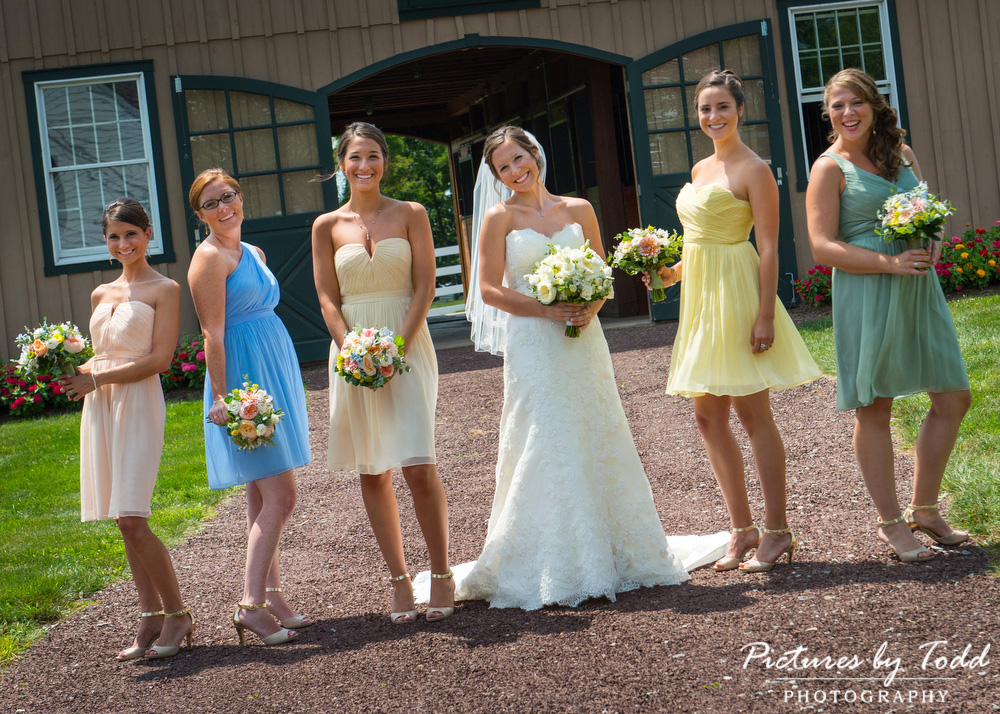 Pastel-Bridesmans-Dress-Outdoor-Photography