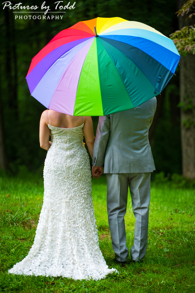bride-and-groom-park-wedding-umbrella