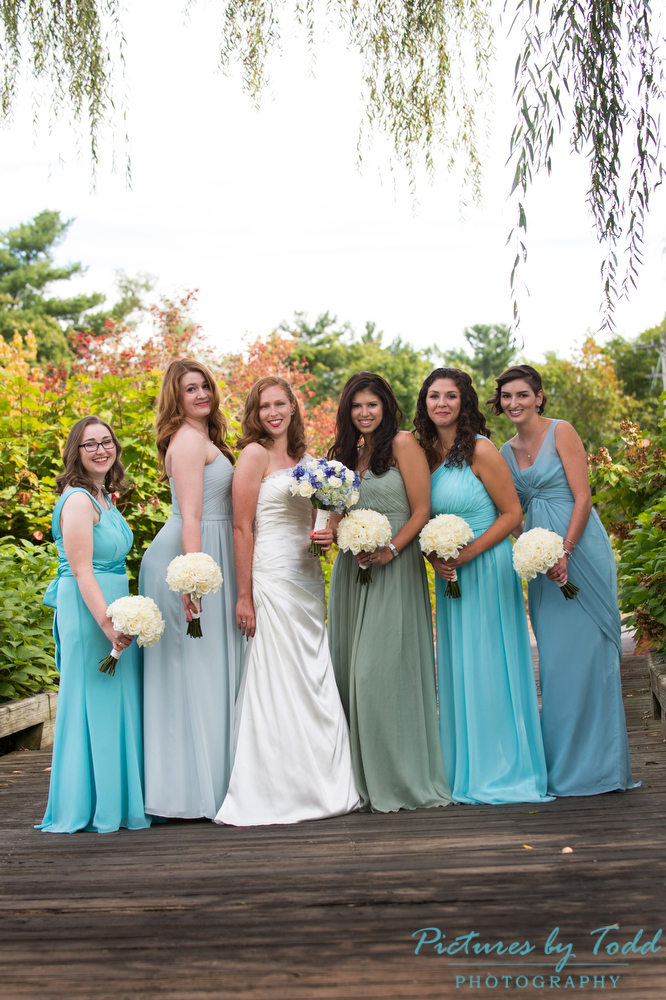 Shades-Of-Blue-Green-Bridal-Party-Talamore-Country-Club-Outdoors-Portraits