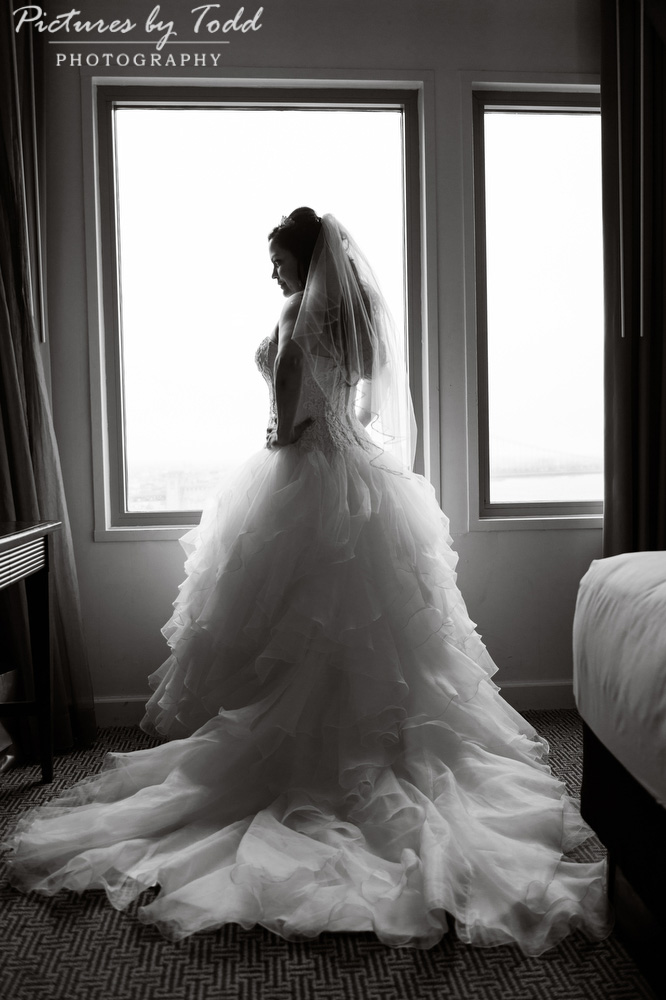 Black-White-Wedding-Photographer