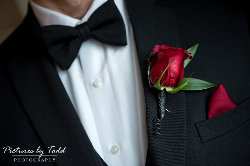Wedding-Groom-Details-Red-Rose