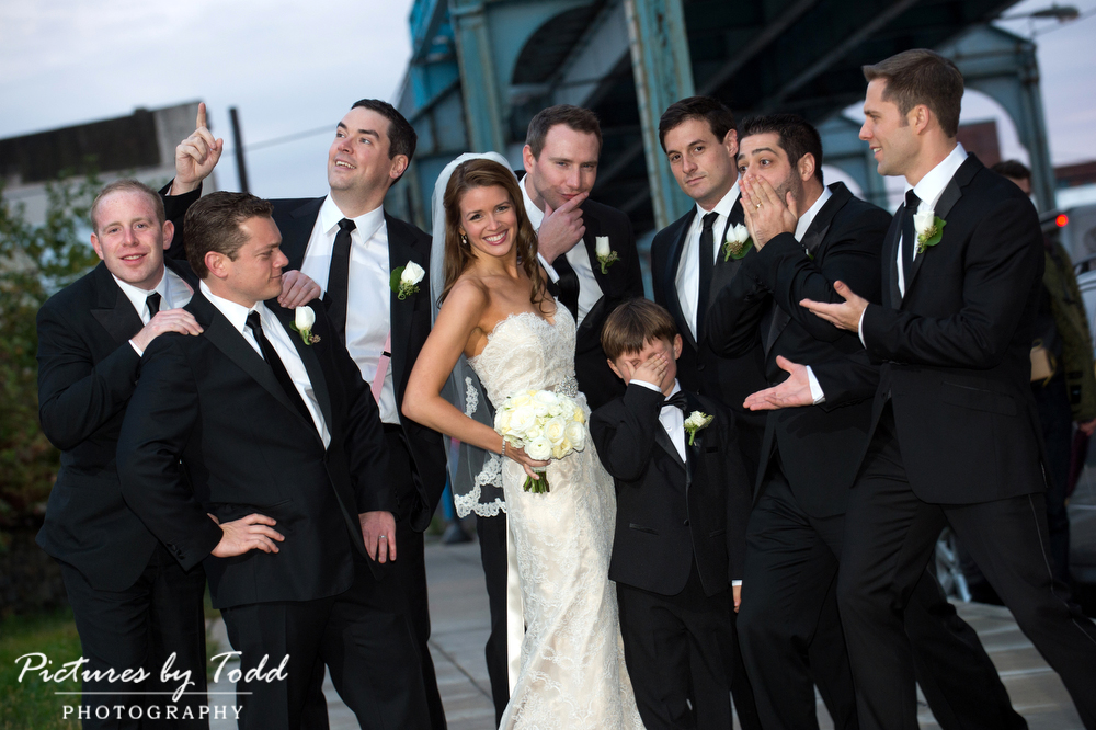 Front-and-Palmer-Bridal-Party-Photos