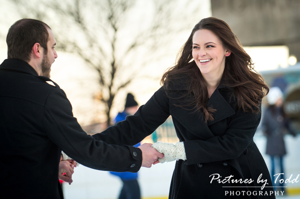Engagament-Session-Winter-Penns-Landing-Ice-Skateing