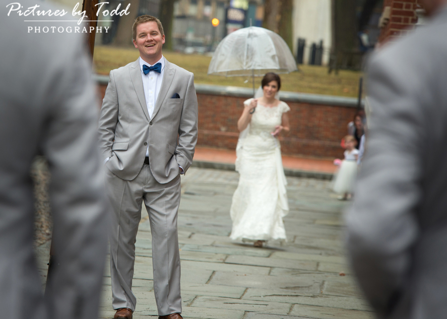 Philadelphia-Center-City-Wedding-First-Glance-Photos
