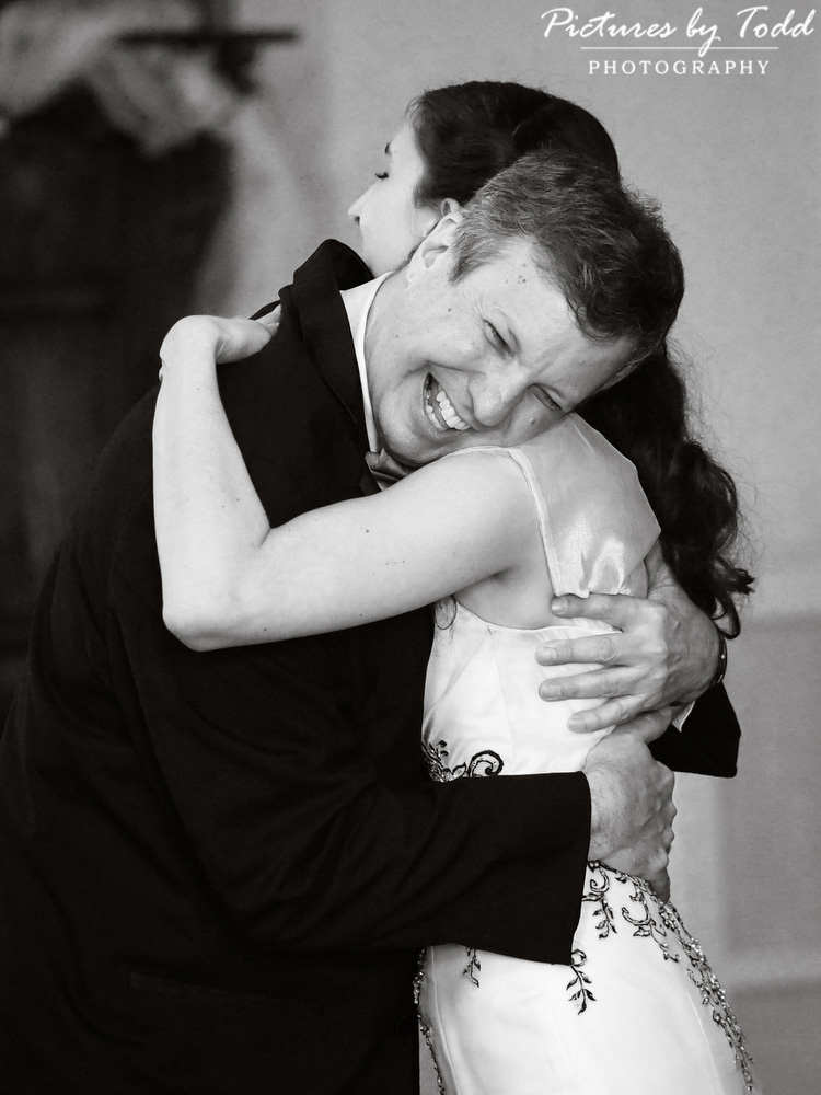 Black-White-Wedding-Moments-Father-Daughter-Dance
