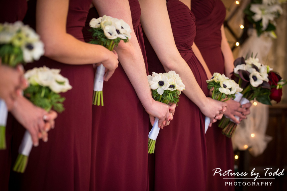 Merion-Tribute-House-Bridesmaids-flowers