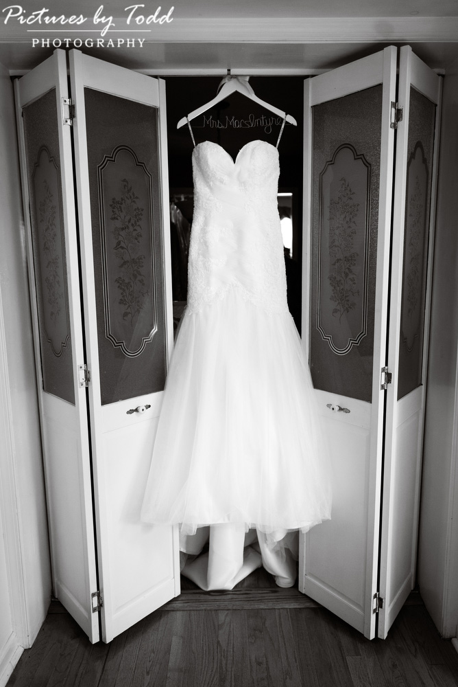 Black-White-Wedding-Photography-Wedding-Dress
