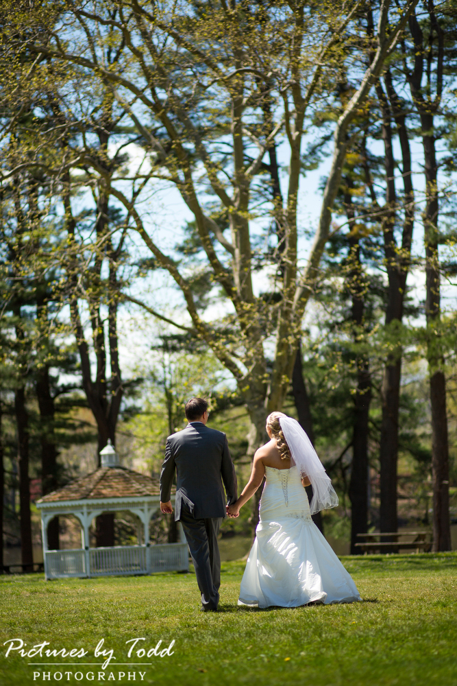 Pictures-By-Todd-Associate-Wedding-Photography-The-Place-On-The-Lake