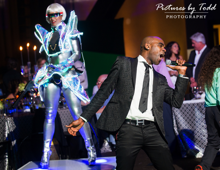 Pat-Glenn-Productions-Bar-Mitzvah-Entertainment-Performers-Pictures-by-Todd-Photography