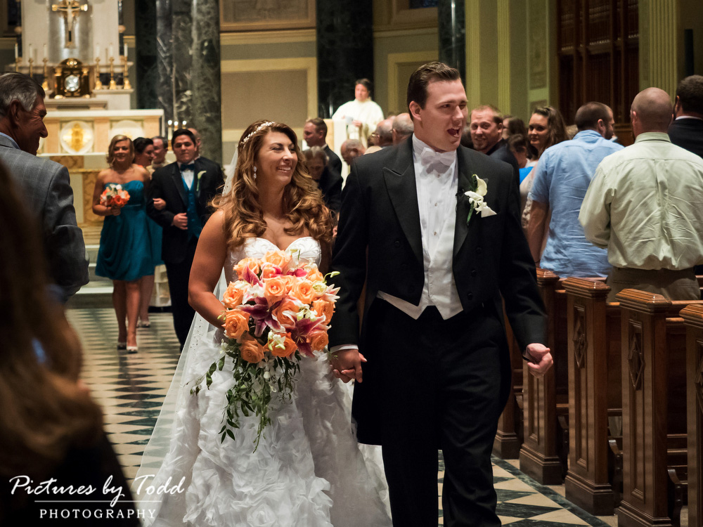 Cathedral-Basilica-of-Saints-Peter-and-paul-Wedding-photos-Philadelphia