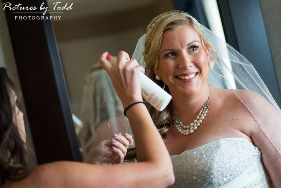 Bride-Getting-Ready-Photos