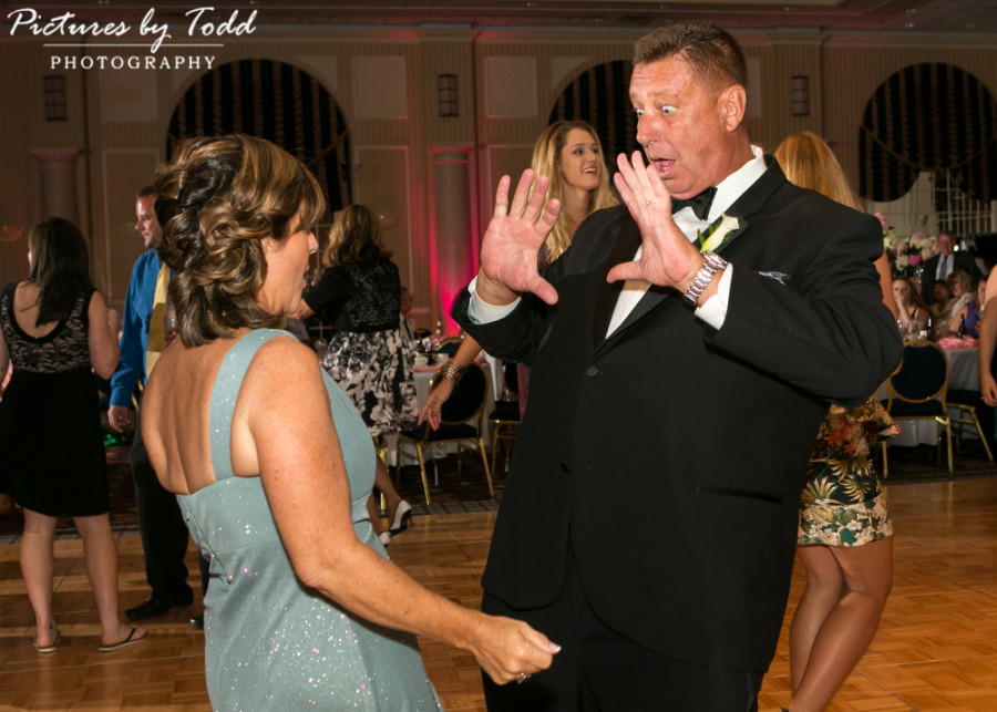 Chase-Center-on-the-Riverfront-Wedding-Fun-Moments