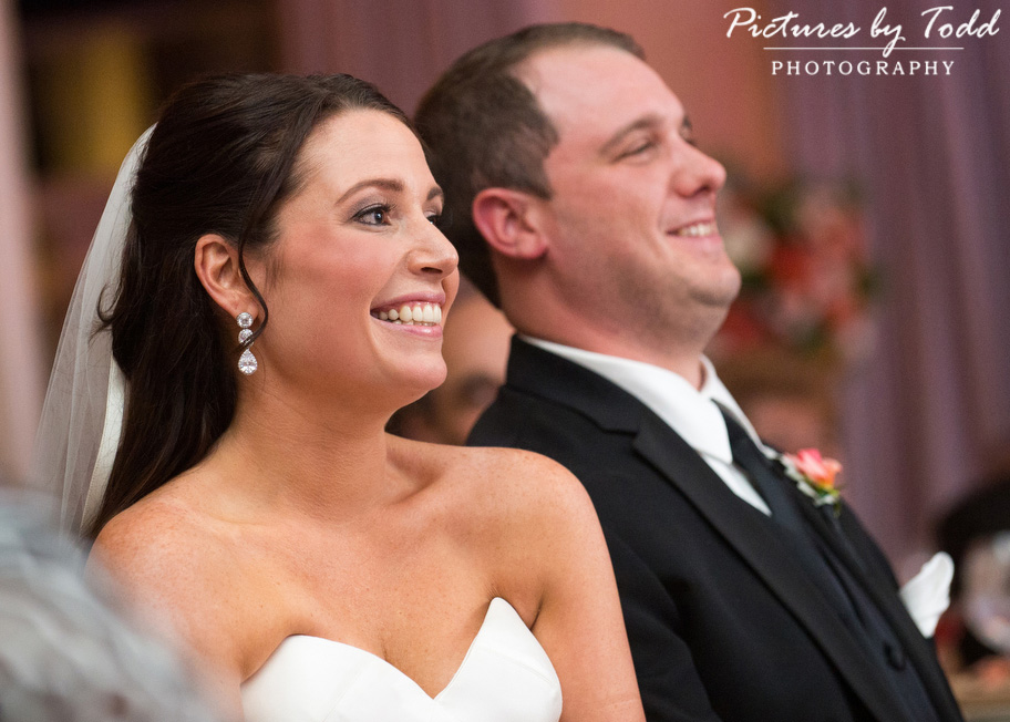 Fun-Candid-Moments-Pictures-By-Todd-Main-Line-Wedding