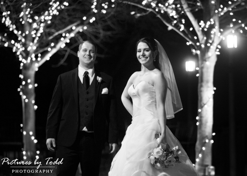 Wedding-Photos-Night-Shots-Black-White-Photos-Main-Line-Philadelphia-Country-Club