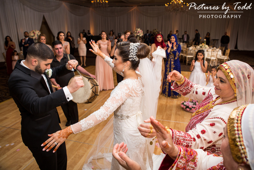 Associate-Wedding-Party-Dance-Photos-Westin-Philadelphia-Wedding