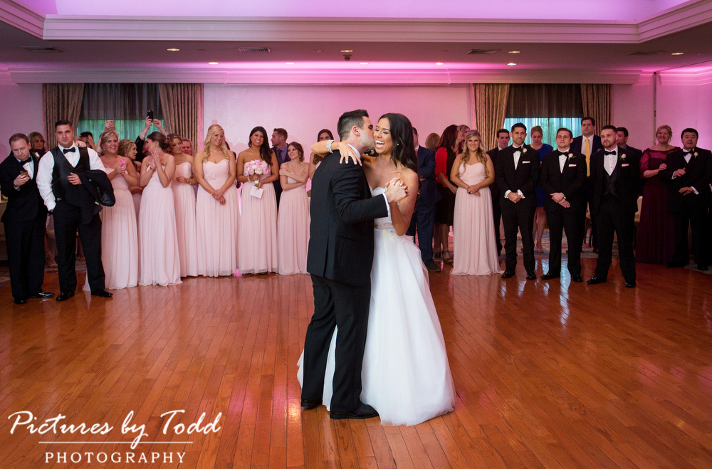 Pinecrest-Country-Club-Entrance-First-Dance-Pink-Uplighting