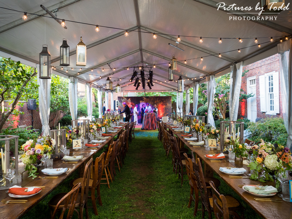 powel-house-wedding-outdoor-tented-sullivan-owen-floral-decor-starr-catering