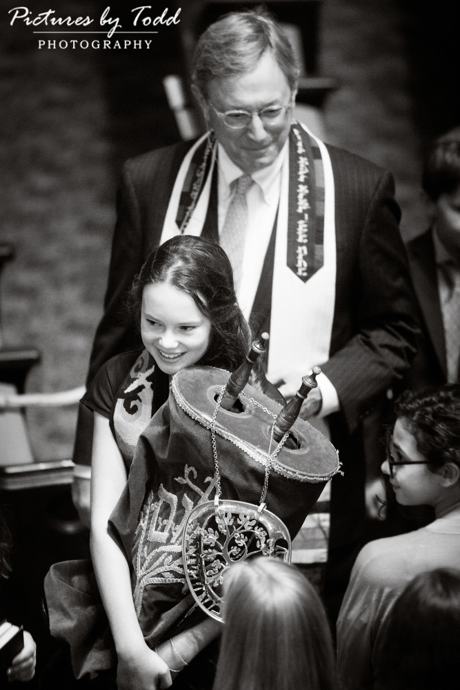 black-and-white-moment-bat-mitzvah-rodeph-shalom-candid-special-smile-torah