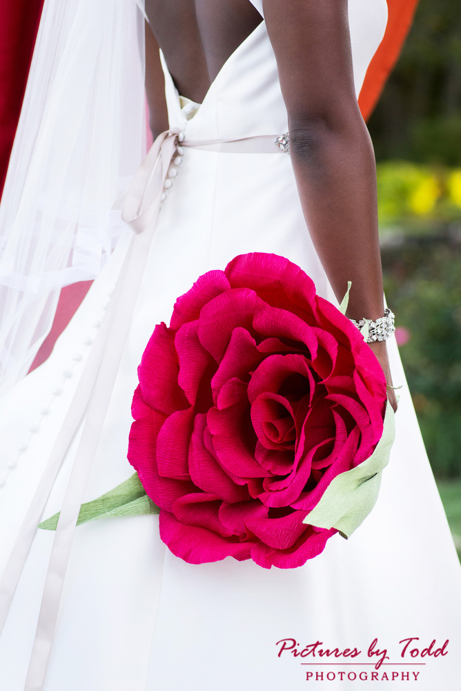 red-flower-detail-bride-castle-coutour-outdoor
