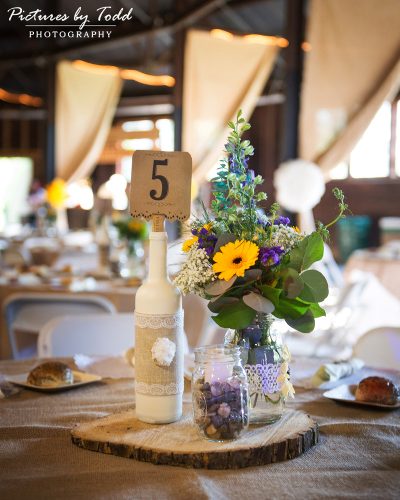 country-rustic-diy-wedding-table-decor-delaware-bellevue-state-park
