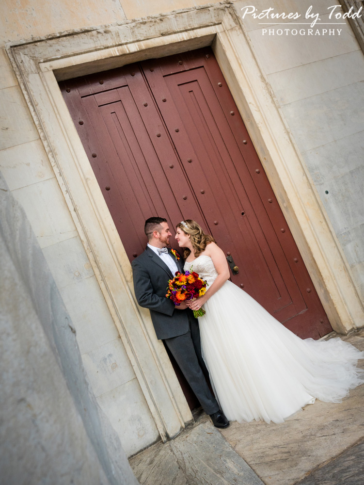 first-bank-philadelphia-bride-groom-wedding-photos