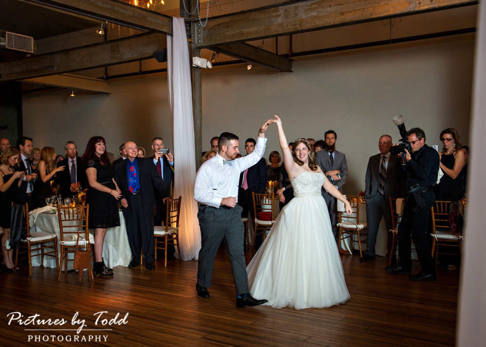first-dance-front-and-palmer-best-philadelphia-photographer