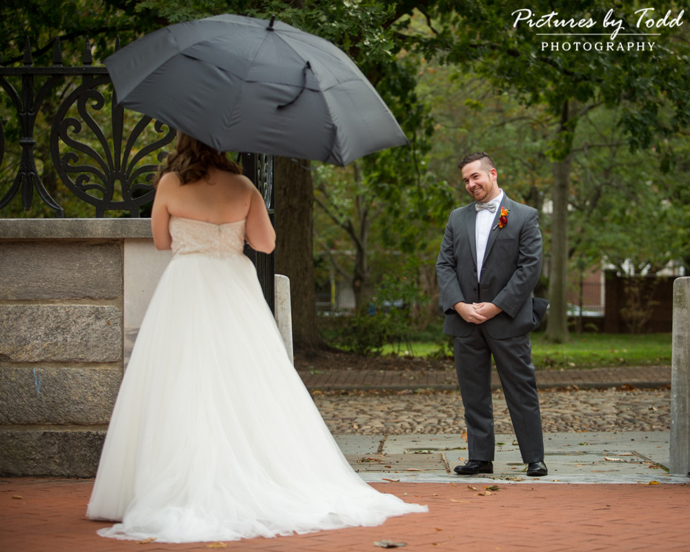 first-glance-first-bank-philadelphia-top-wedding-photographer