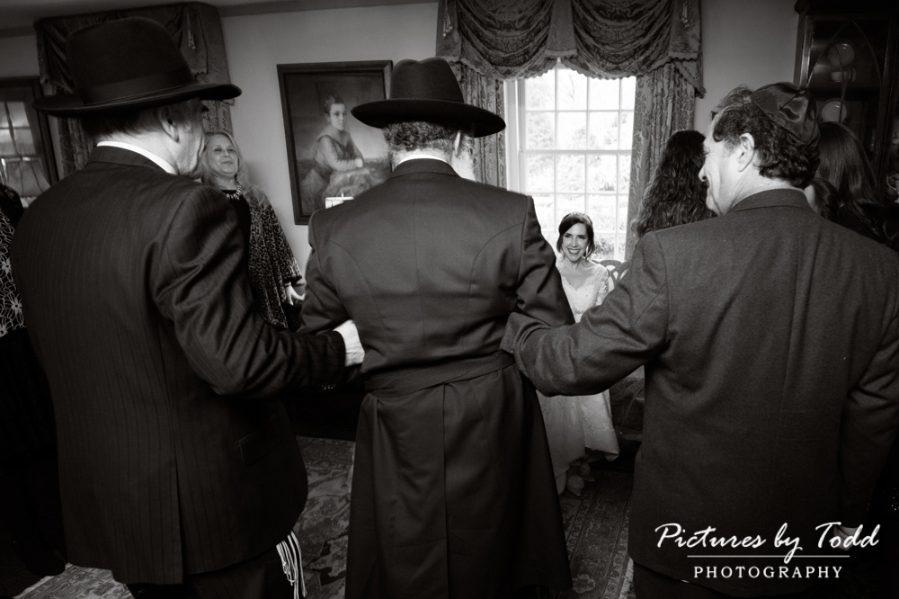 appleford-estate-pictures-by-todd-wedding-orthodox-jewish-black-white-photos