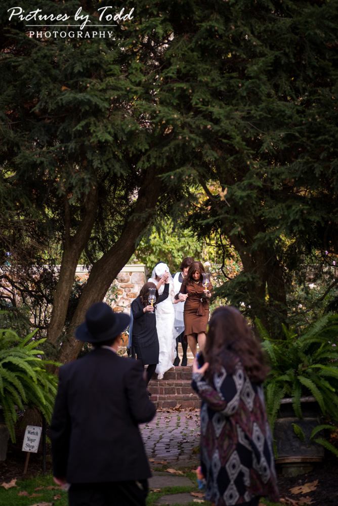 appleford-estate-pictures-by-todd-wedding-orthodox-jewish-tradtions-photos