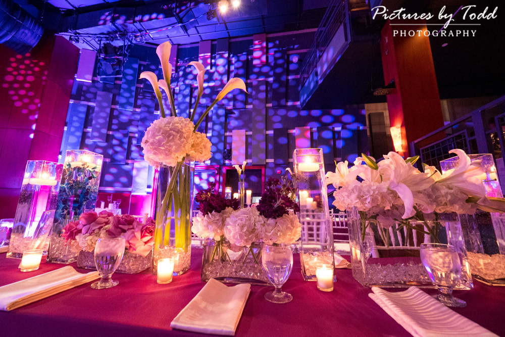 associate-photographer-pictures-by-todd-world-cafe-live-philadelphia-exceptional-events-stacey-kesselman-table-decor