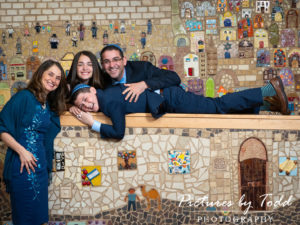 Bar Mitzvah Pictures by Todd Ohev Shalom Portrait Family