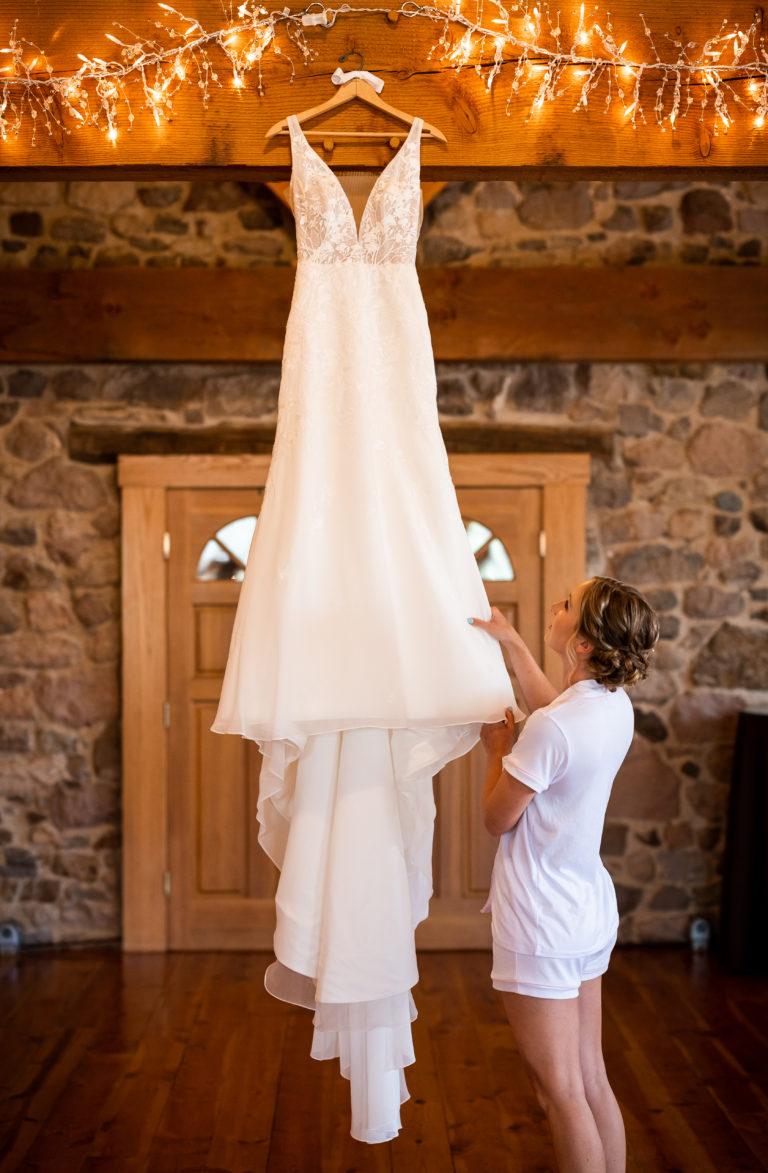 Summer Meredith Manor Wedding Pictures by Todd Photography